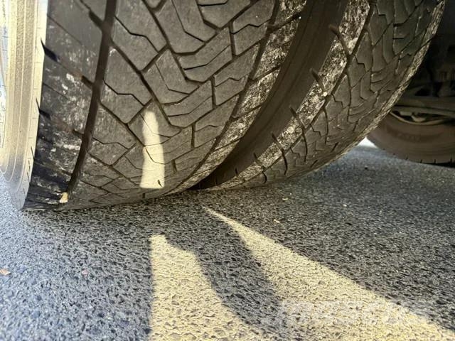 MAN TGX 18.470 XL / Euro 6D Vetopöytäautot