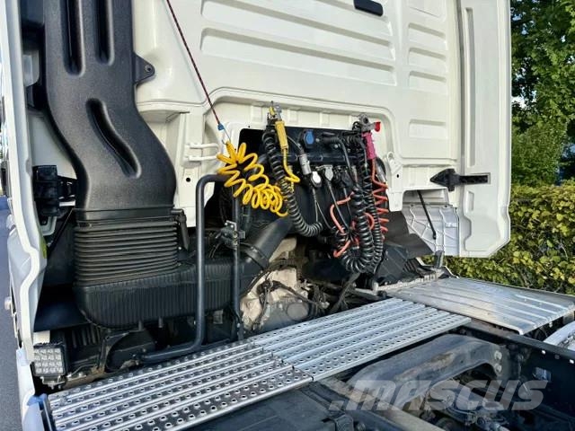 MAN TGX 18.470 XL / Euro 6D Vetopöytäautot