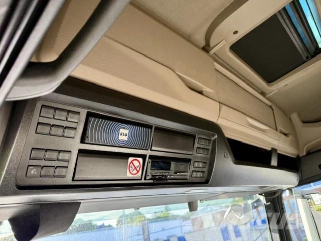 MAN TGX 18.470 XL / Euro 6D Vetopöytäautot