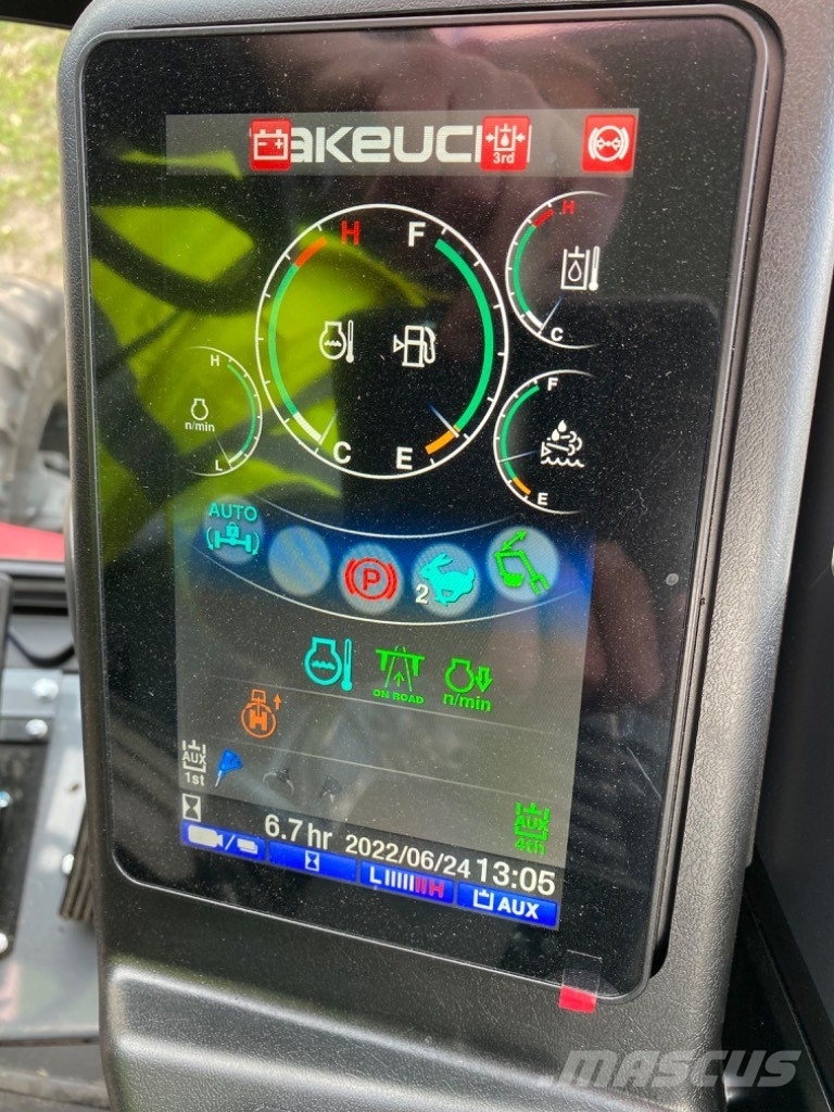 Takeuchi TB295W Lastik tekerli ekskavatörler