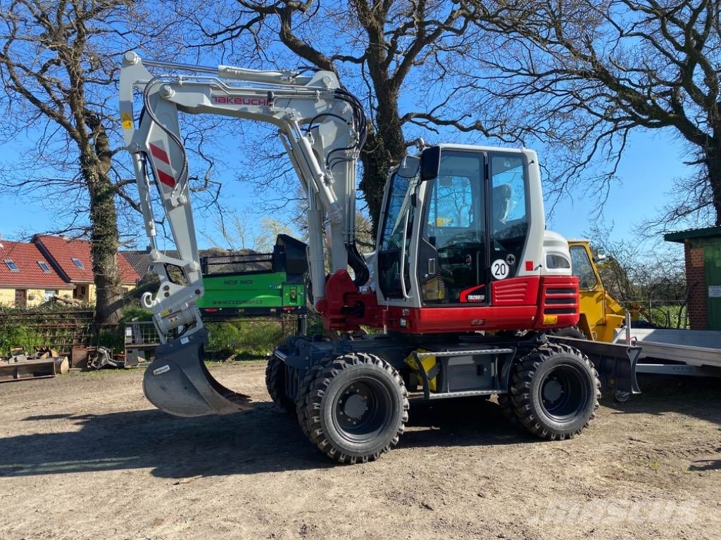 Takeuchi TB295W Lastik tekerli ekskavatörler
