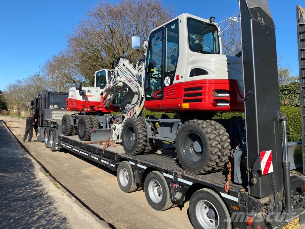 Takeuchi TB295W Lastik tekerli ekskavatörler