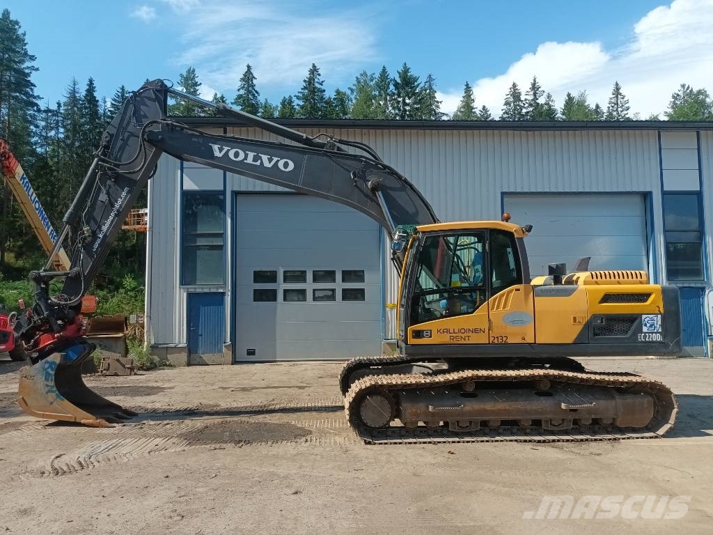 Volvo EC 220 DL myös vuokraus 履带挖掘机