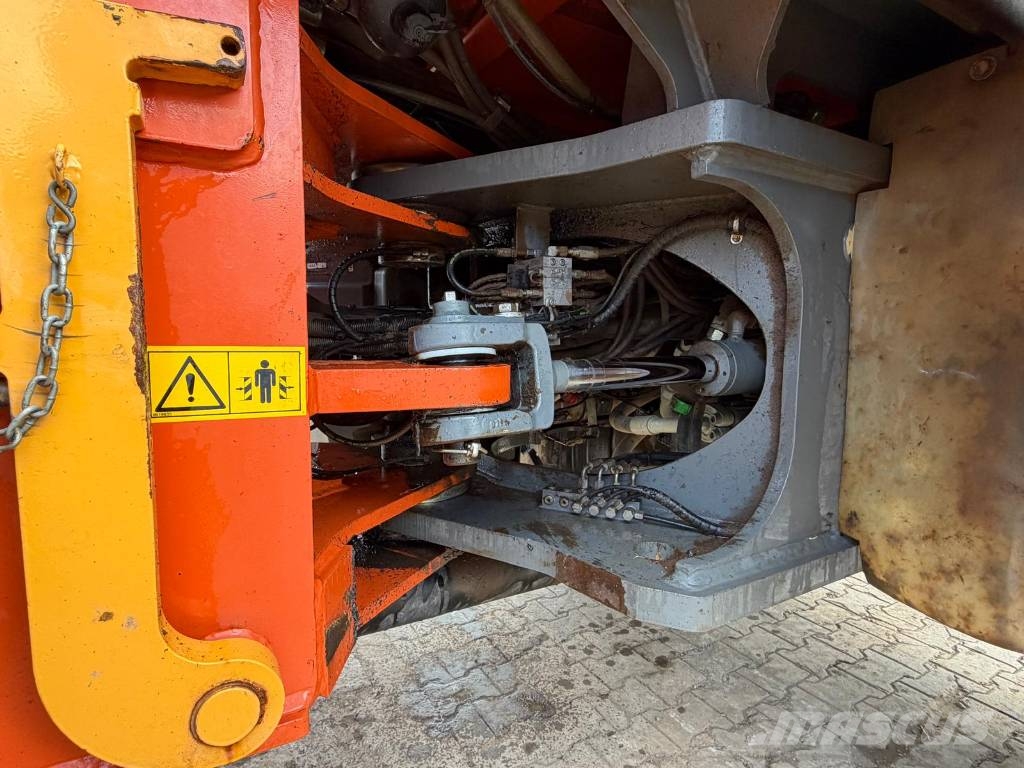 Liebherr L 526 Pale gommate