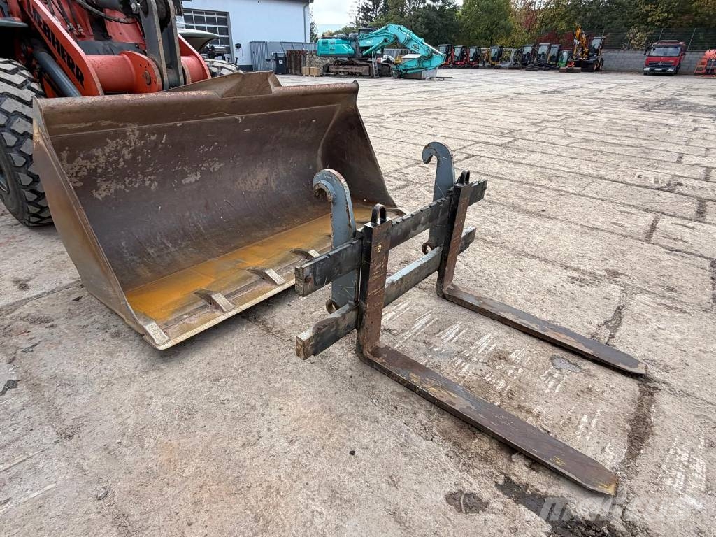 Liebherr L 526 Pale gommate