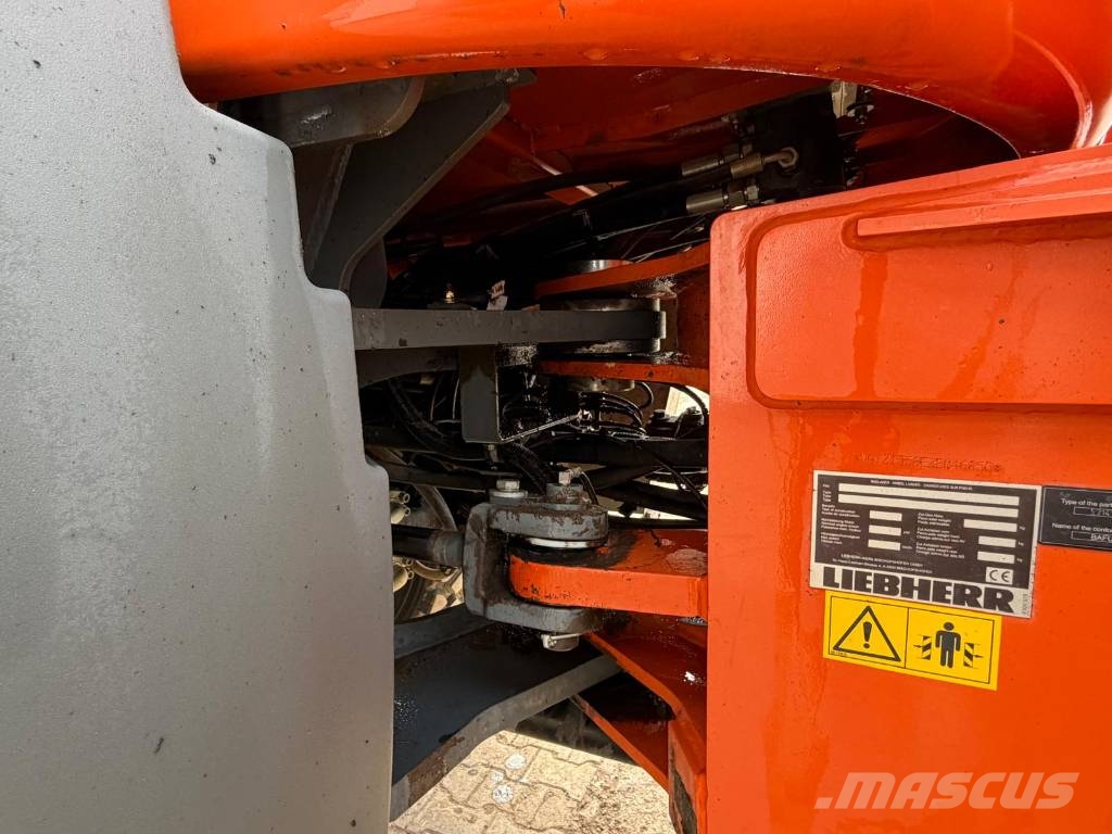 Liebherr L 526 Pale gommate