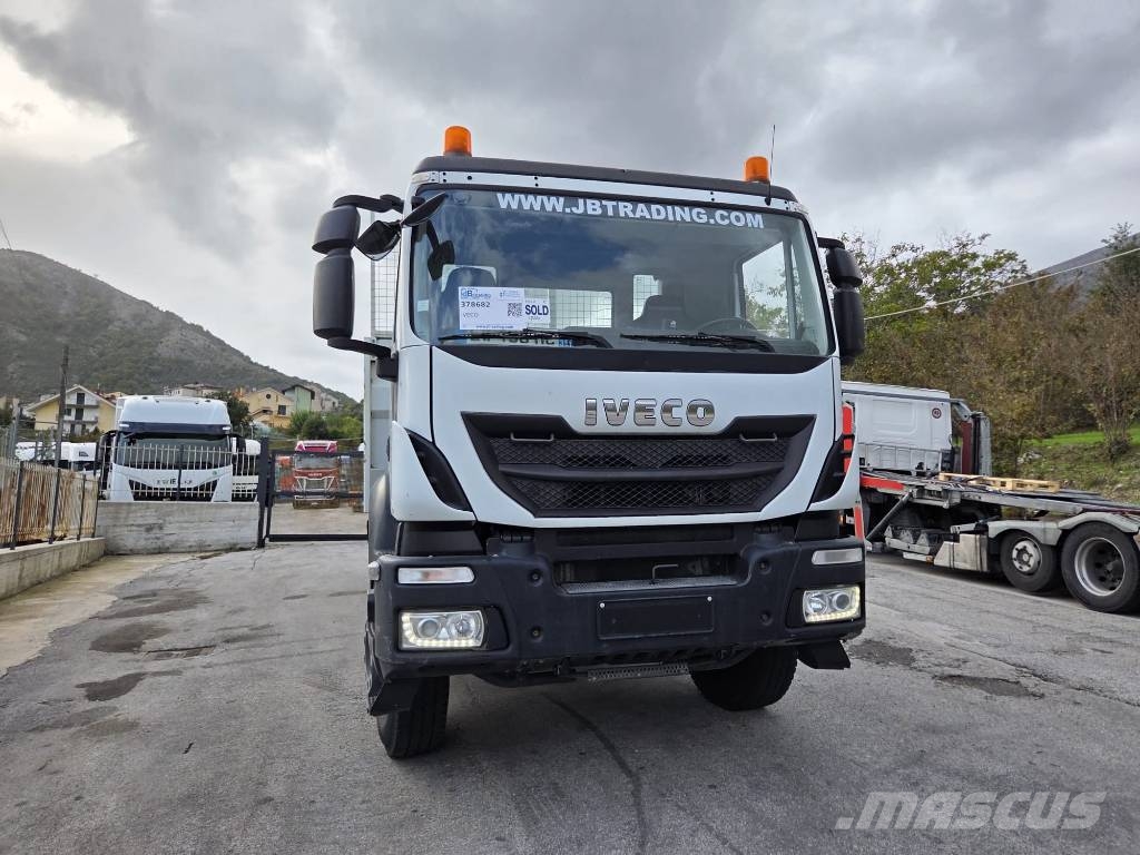 Iveco Trakker 260 T36 차량 수송차