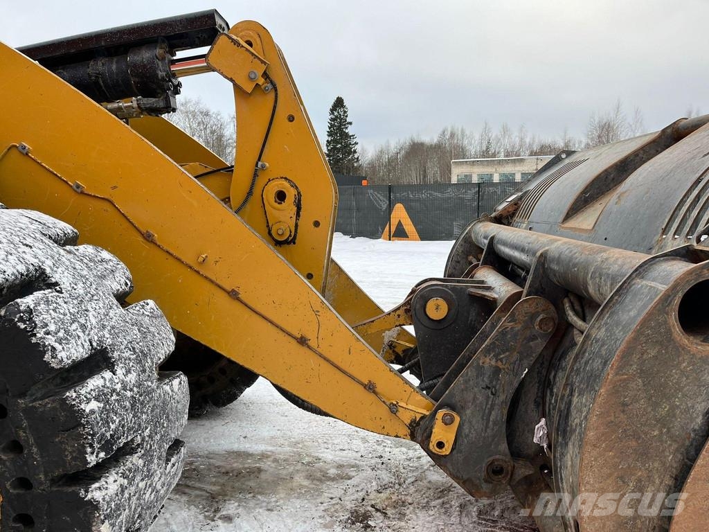 CAT 950 M AC / CENTRL LUBRICATION Gumikerekes homlokrakodók