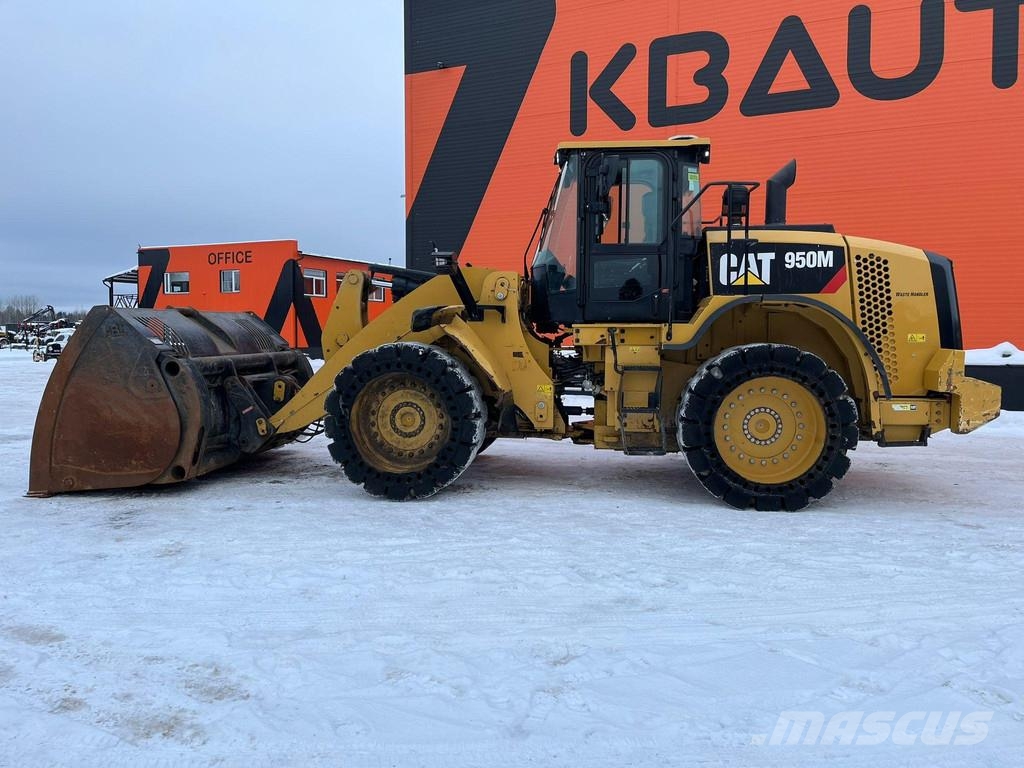 CAT 950 M AC / CENTRL LUBRICATION Gumikerekes homlokrakodók