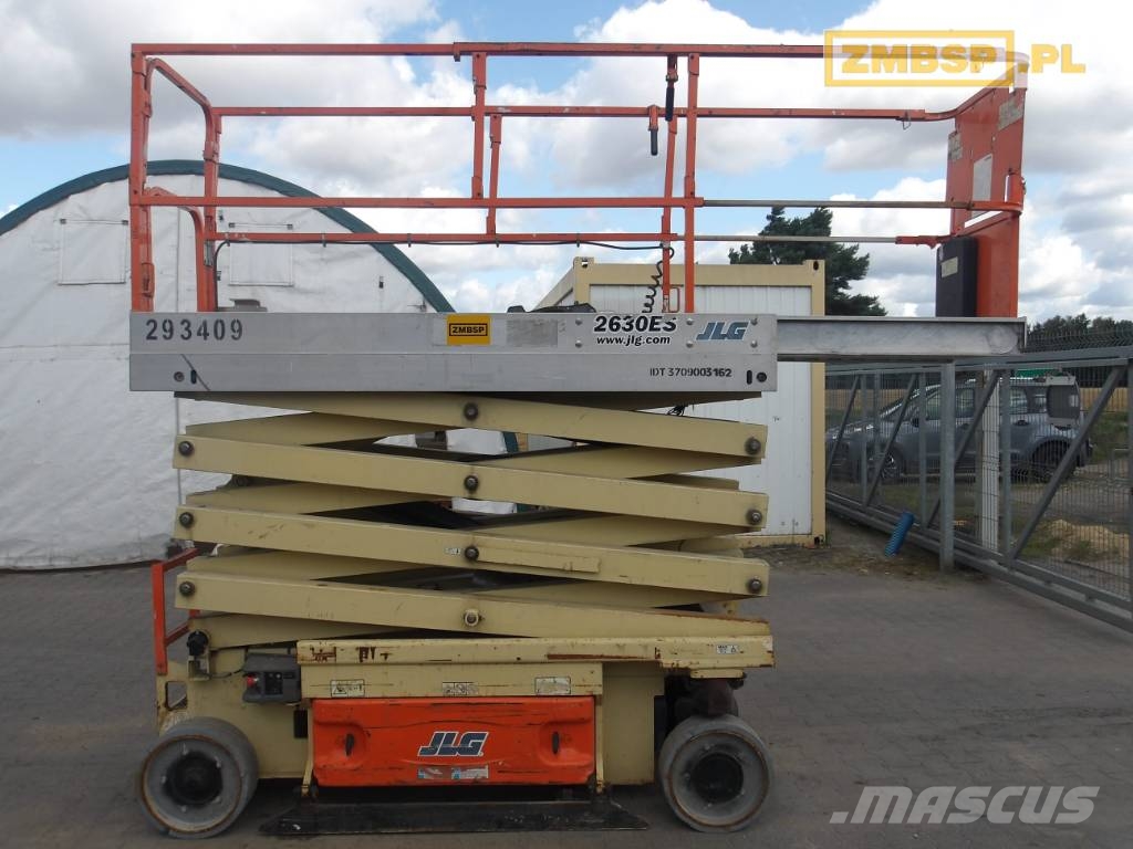 JLG 2630 ES Žirkliniai keltuvai