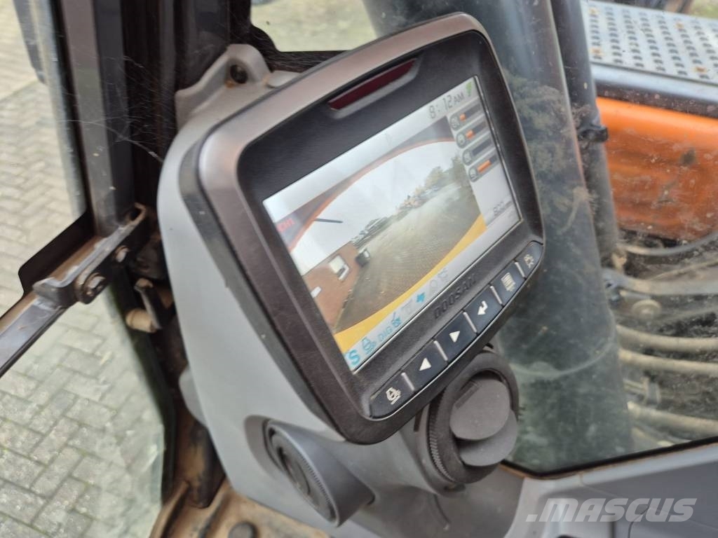 Doosan DX225LC-5 Kettenbagger Εκσκαφείς με ερπύστριες