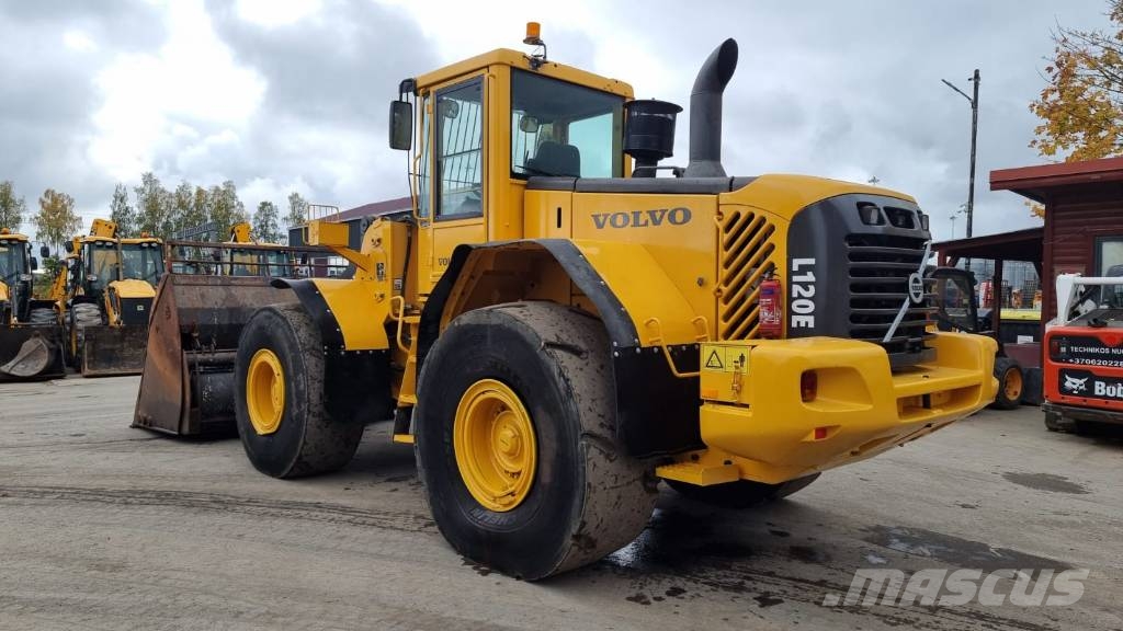 Volvo L 120 E Radlader