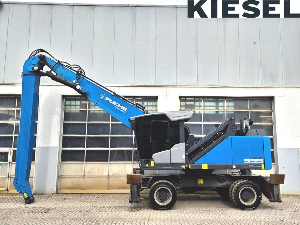 Fuchs MHL 335 F Materialumschlag