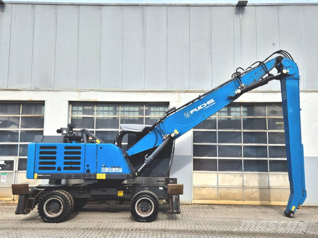 Fuchs MHL 335 F Materialumschlag