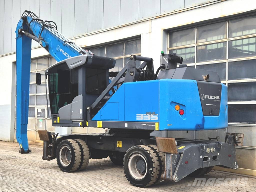 Fuchs MHL 335 F Materialumschlag