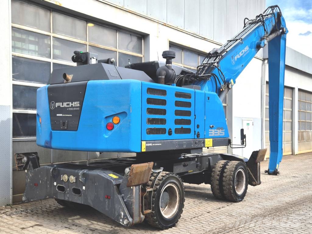 Fuchs MHL 335 F Materialumschlag