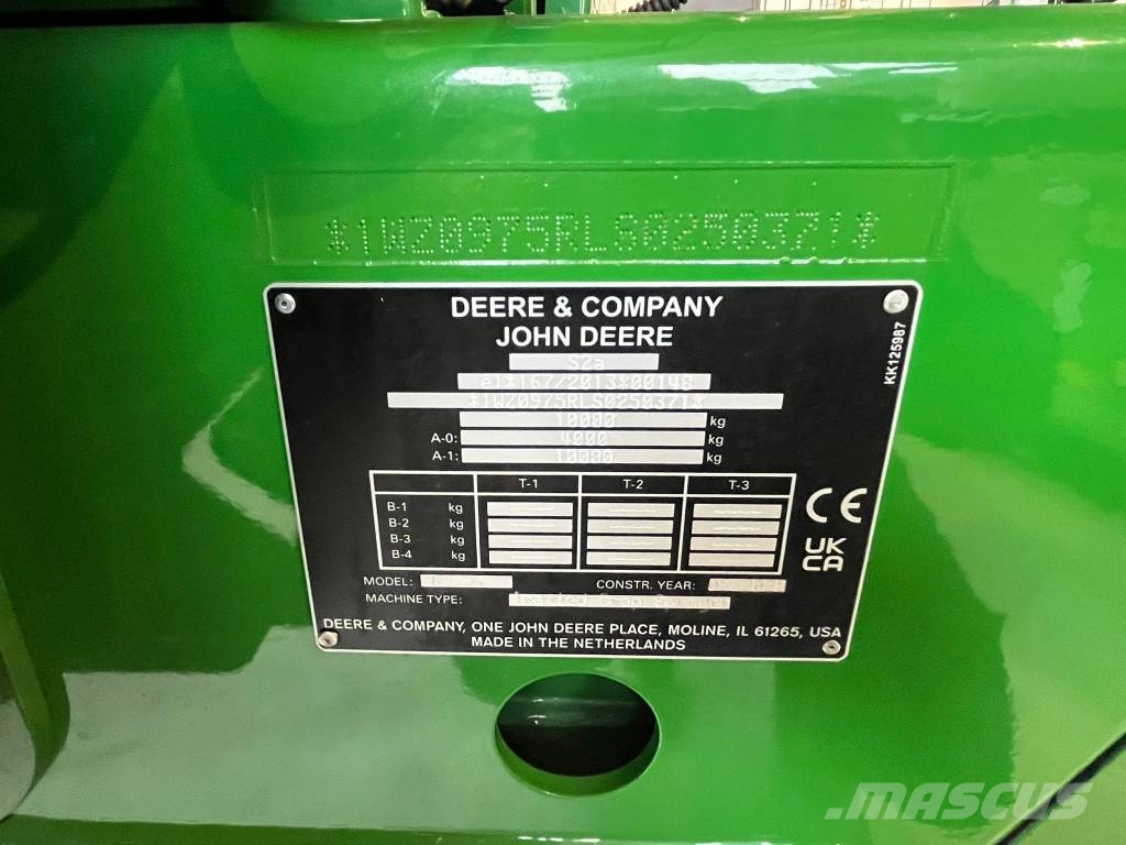 John Deere R975i Trailed sprayers