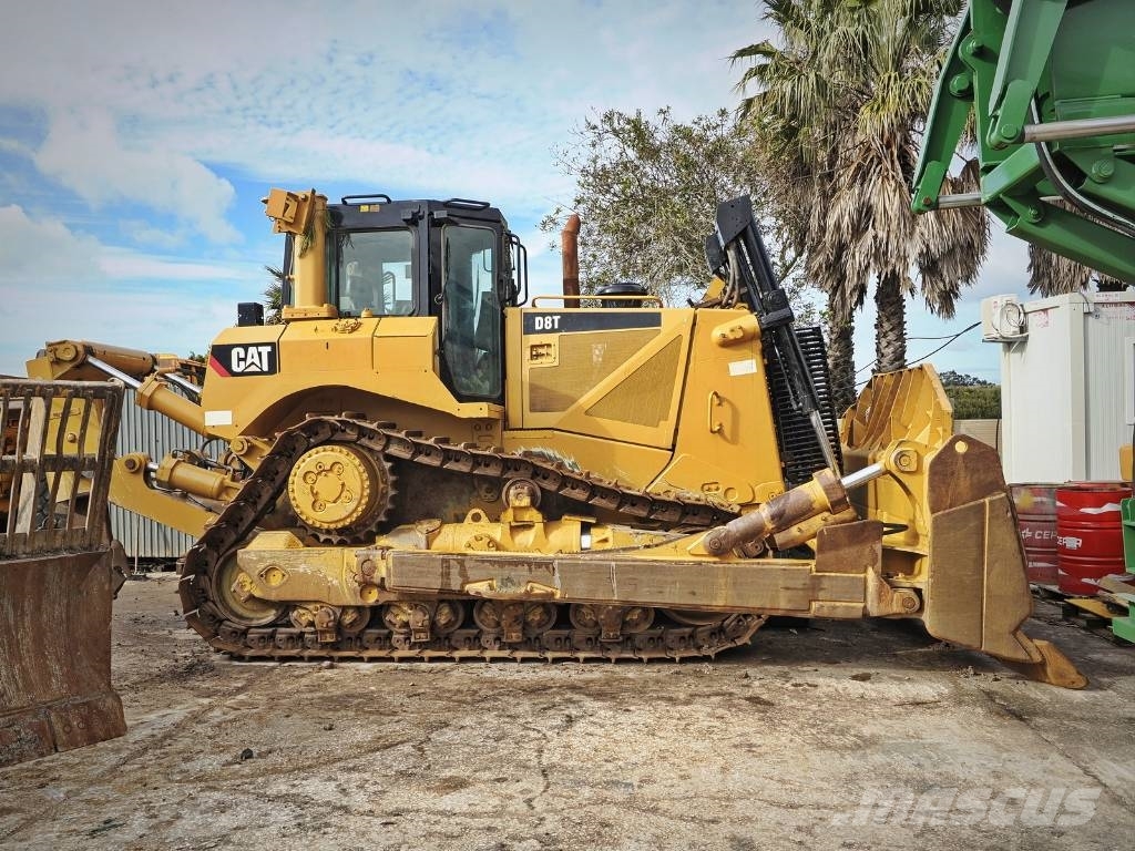 CAT D 8 T 履帶推土機