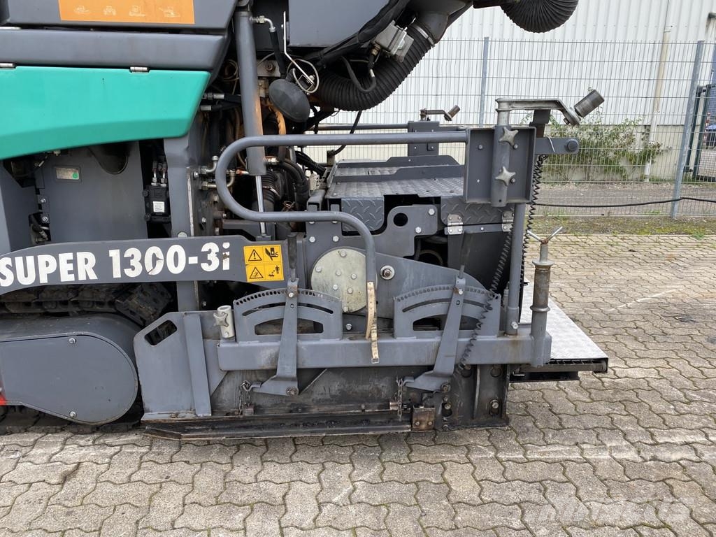 Vögele SUPER 1300-3I Машини за асфалт