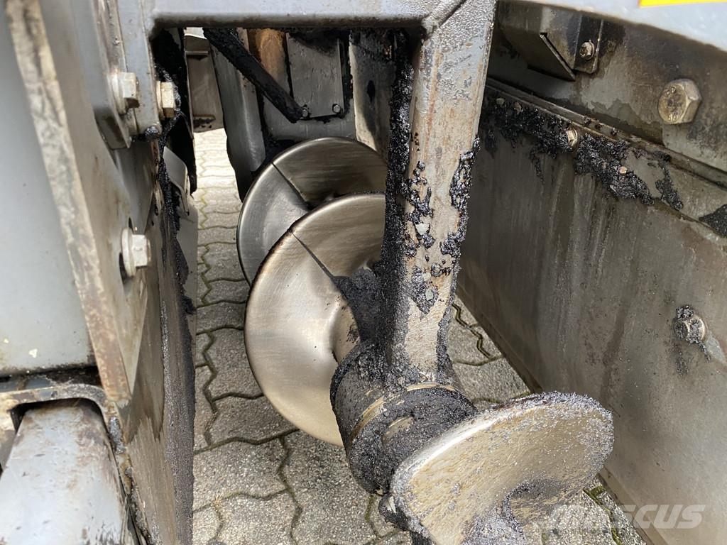 Vögele SUPER 1300-3I Машини за асфалт