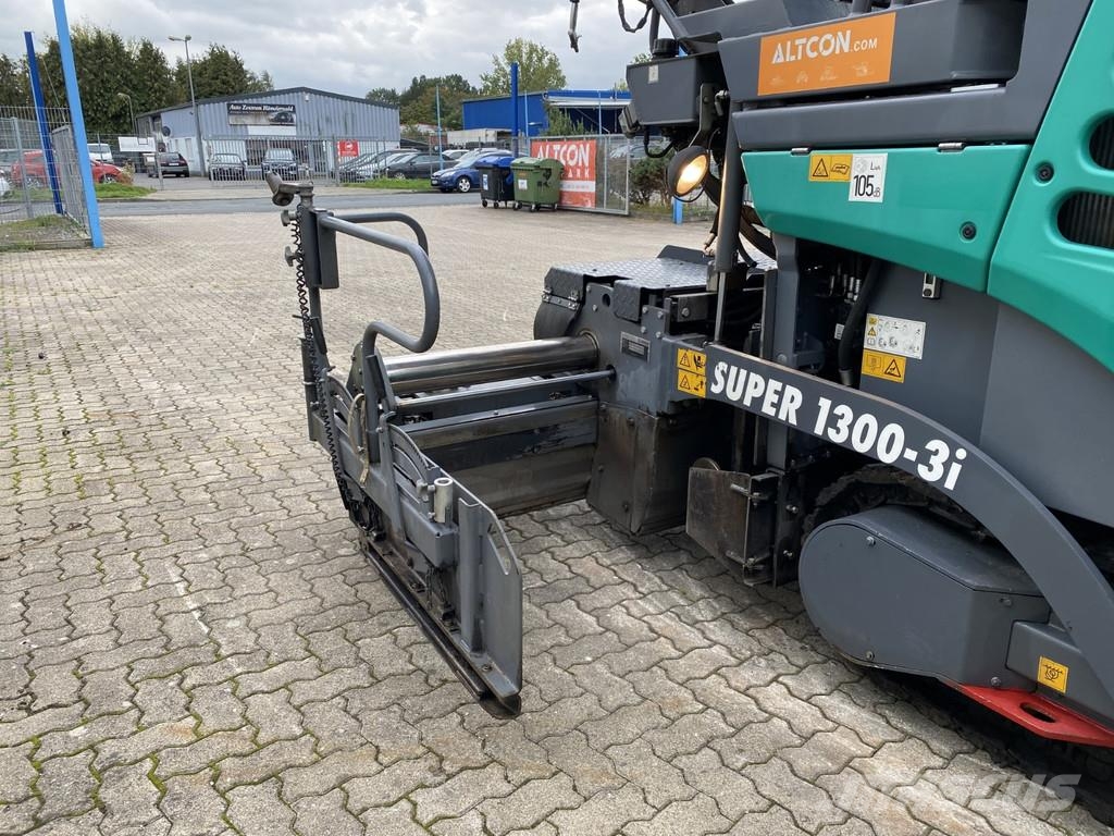 Vögele SUPER 1300-3I Машини за асфалт