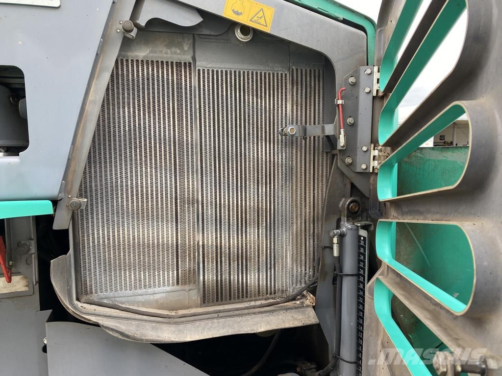 Vögele SUPER 1300-3I Машини за асфалт