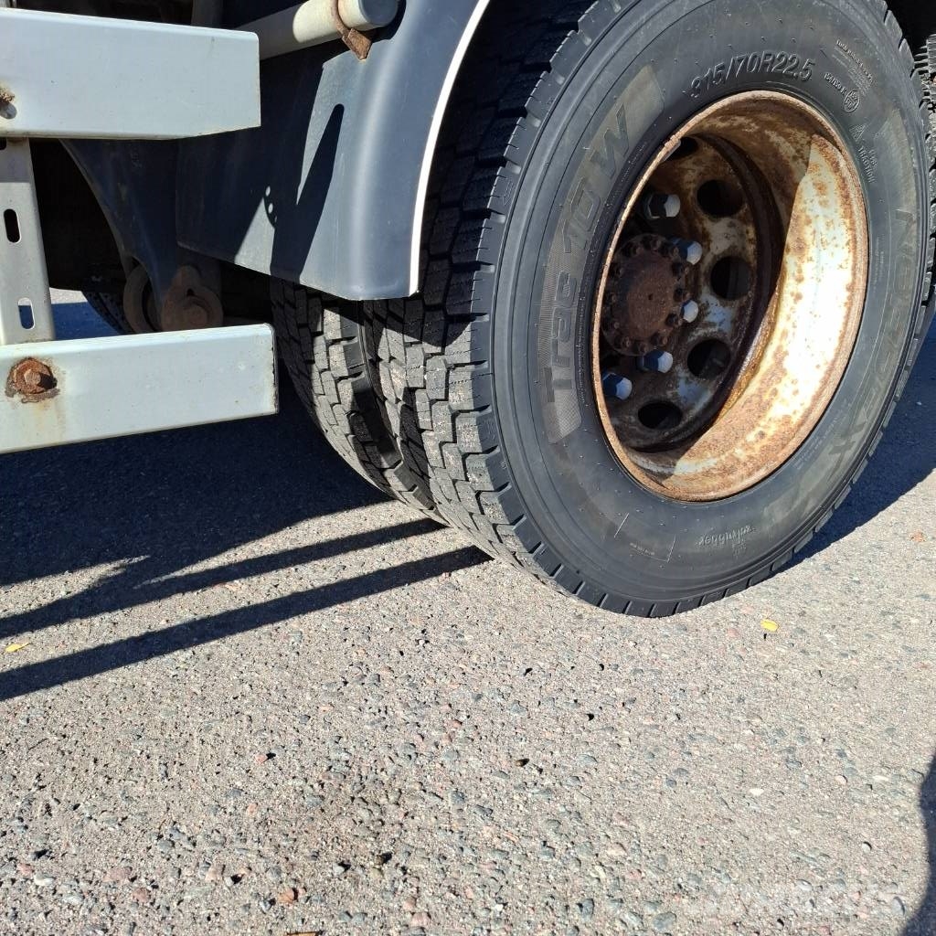 Volvo FE 320 Camion frigorifique