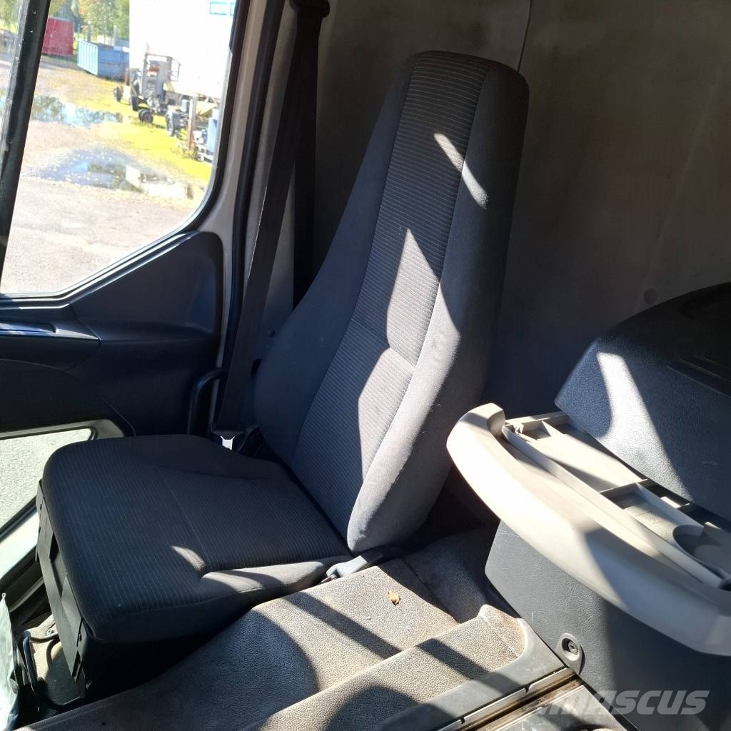 Volvo FE 320 Camion frigorifique