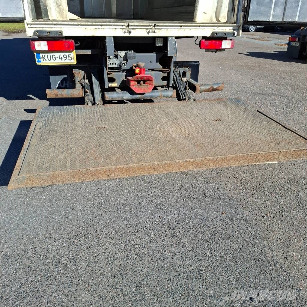 Volvo FE 320 Camion frigorifique