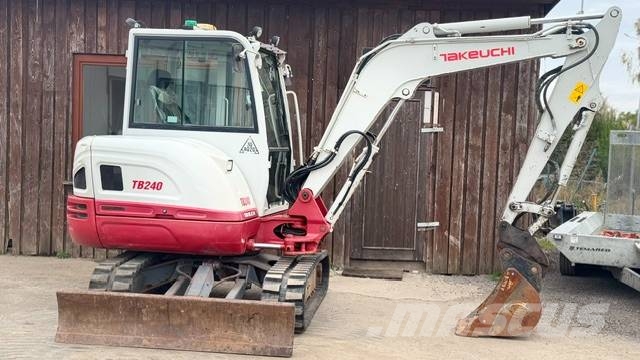 Takeuchi TB 240 Minigraafmachines < 7t