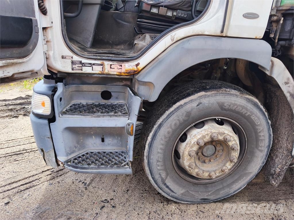 Renault PREMIUM Chassis Cab trucks