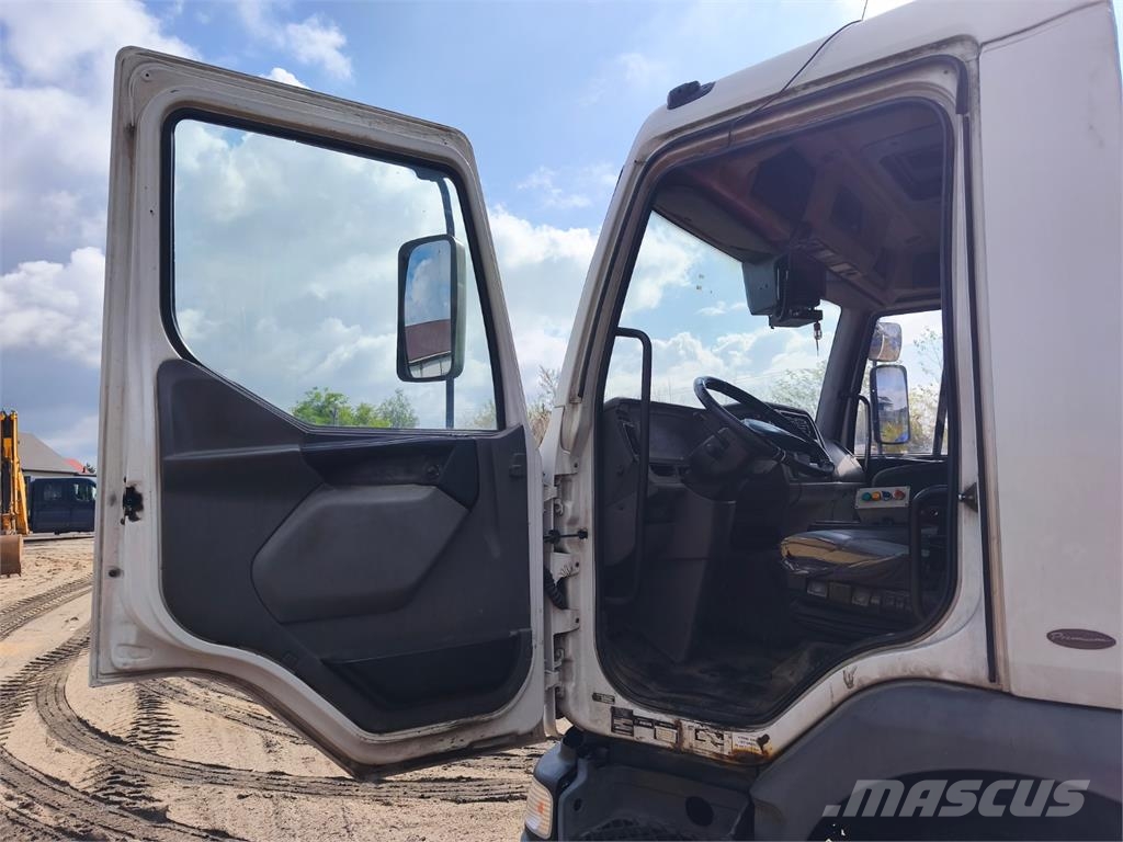 Renault PREMIUM Chassis Cab trucks