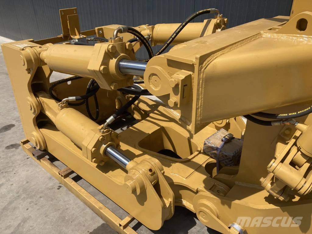 CAT D8 Escarificadores