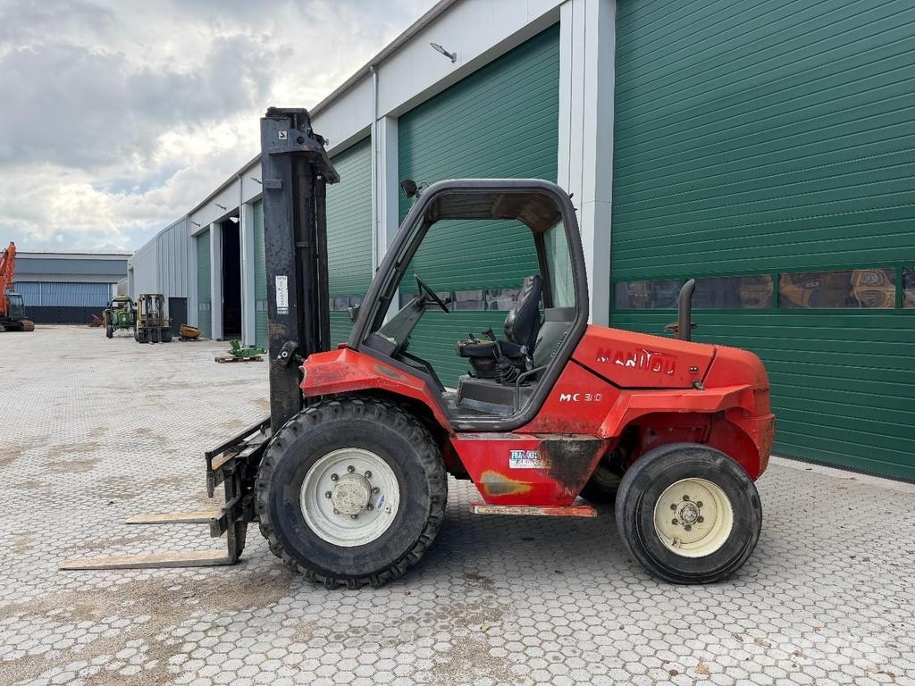 Manitou MC30 MANUAL GEARBOX Навантажувачі підвищеної прохідності