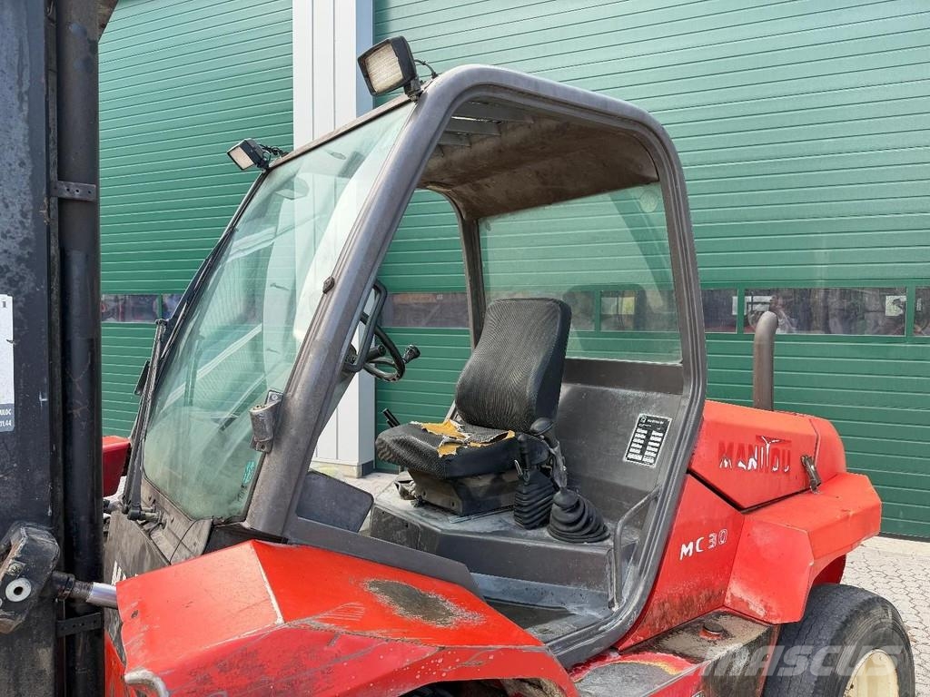 Manitou MC30 MANUAL GEARBOX Навантажувачі підвищеної прохідності
