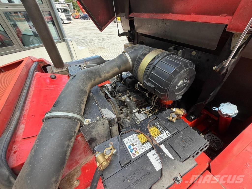 Manitou MC30 MANUAL GEARBOX Навантажувачі підвищеної прохідності