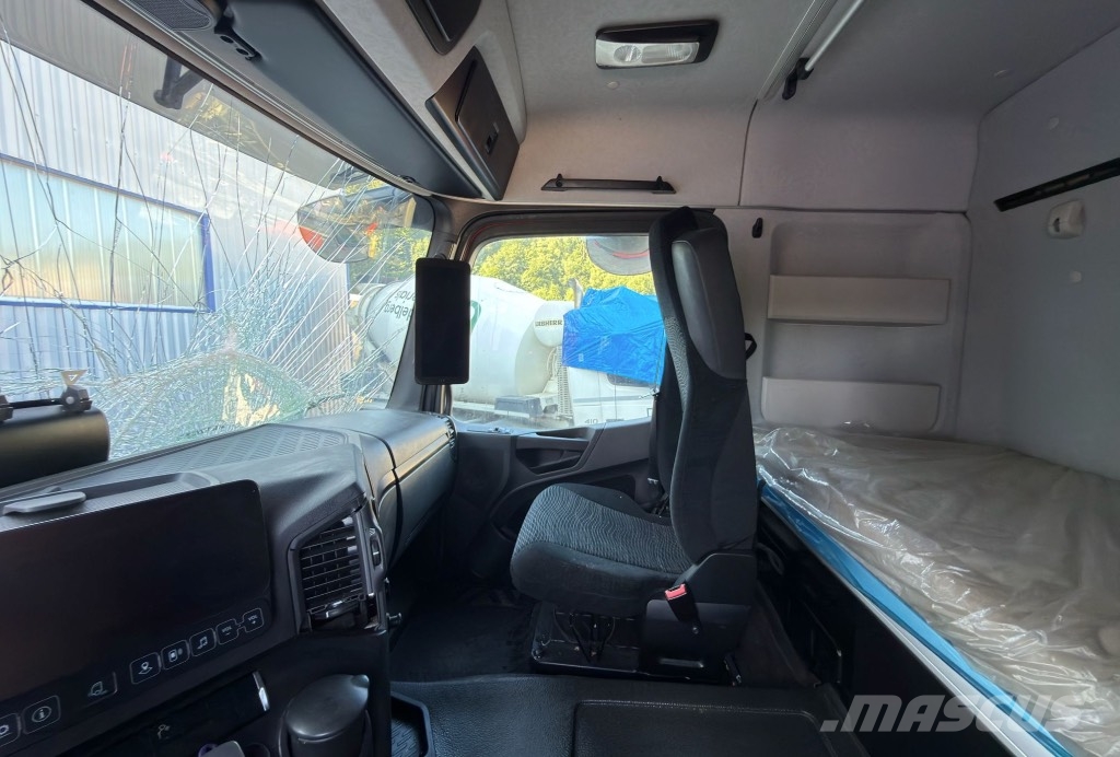 Mercedes-Benz Arocs 2151 *ACCIDENTE*DAMAGED*UNFALL* وحدات الجر