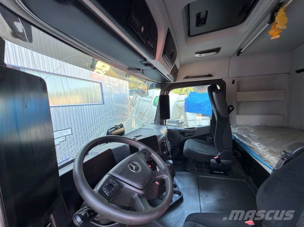 Mercedes-Benz Arocs 2151 *ACCIDENTE*DAMAGED*UNFALL* وحدات الجر