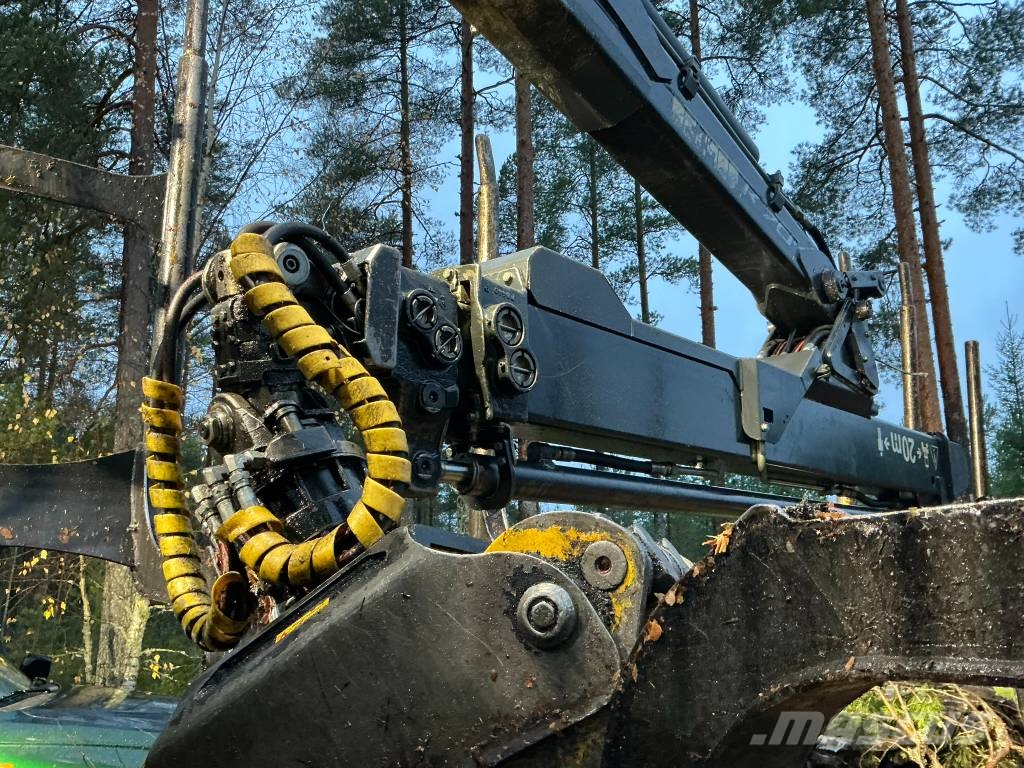 Ponsse WISENT 8W Forvarderi