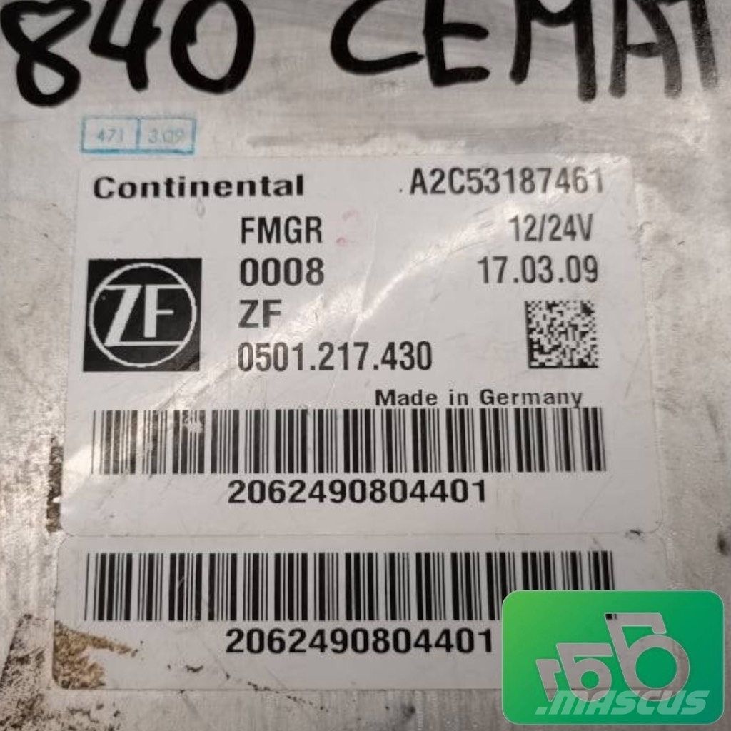 CLAAS ZF 0501.217.430 Axion gearbox controller Electronique