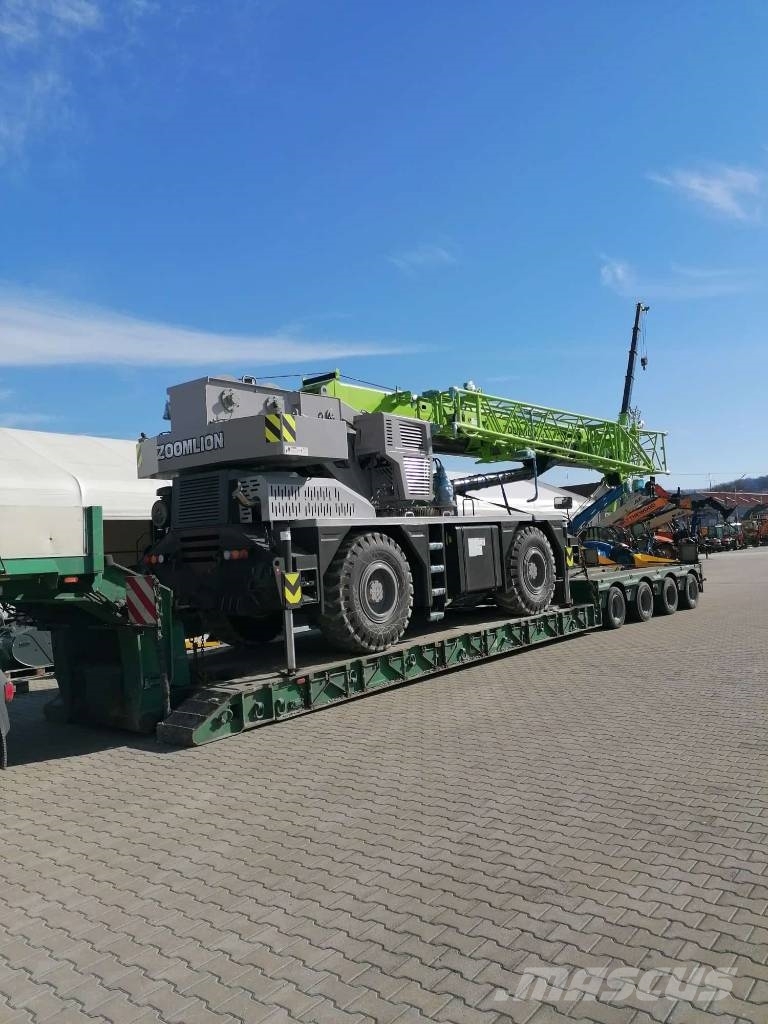 Zoomlion ZRT400 越野起重機