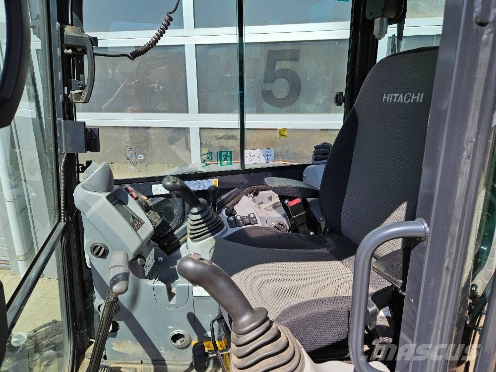 Hitachi ZX55U-6 Minibagger < 7t