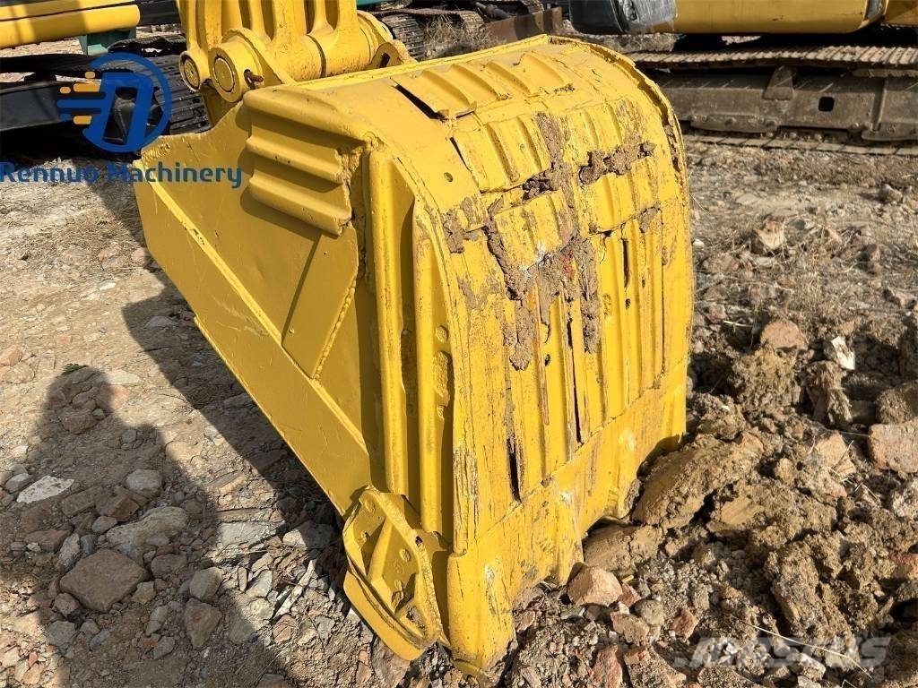 Komatsu PC 120 حفارات زحافة