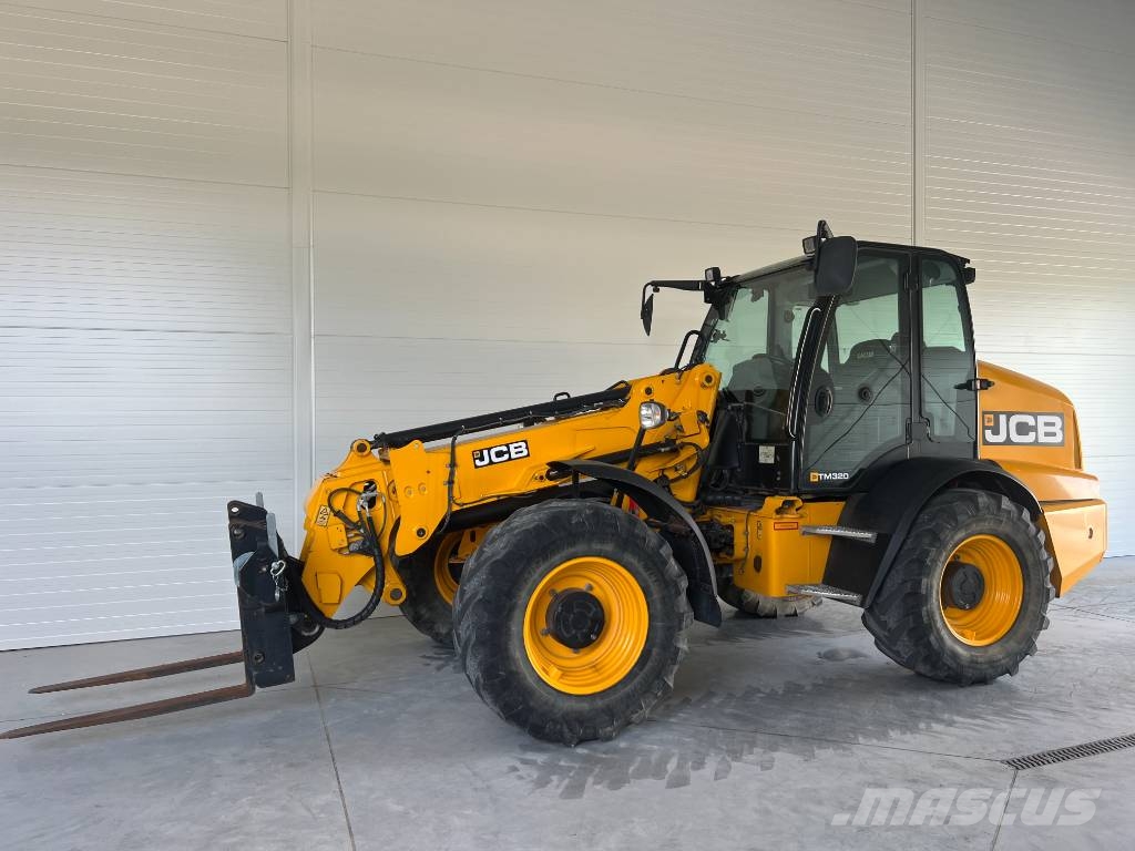 JCB TM 320 Põllumajanduslikud teleskoopkäitlejad