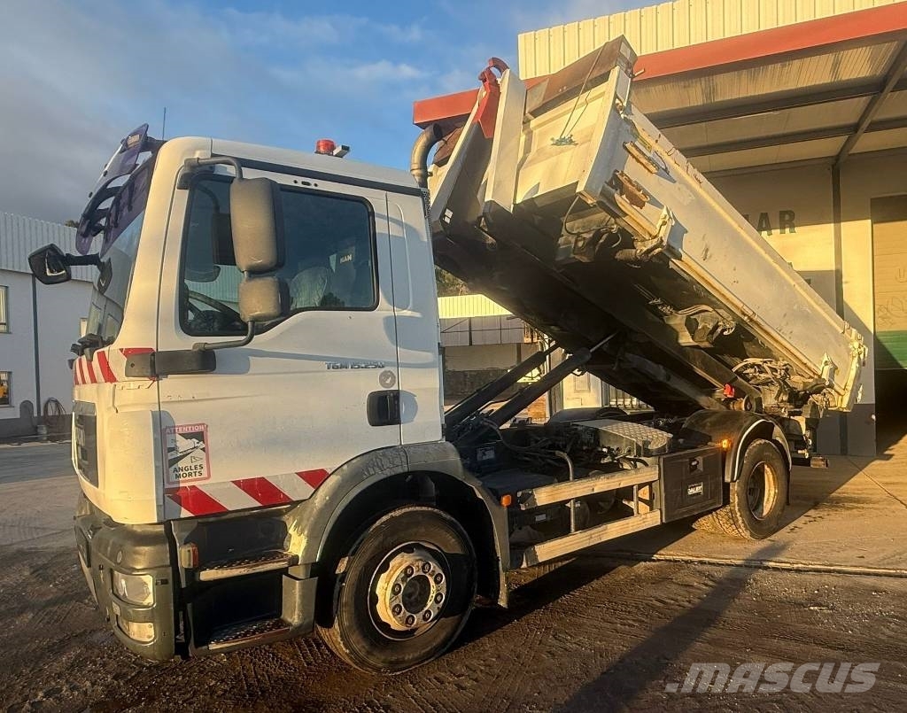 MAN TGM 15.250, Amplirrol, multilift Camion con gancio di sollevamento