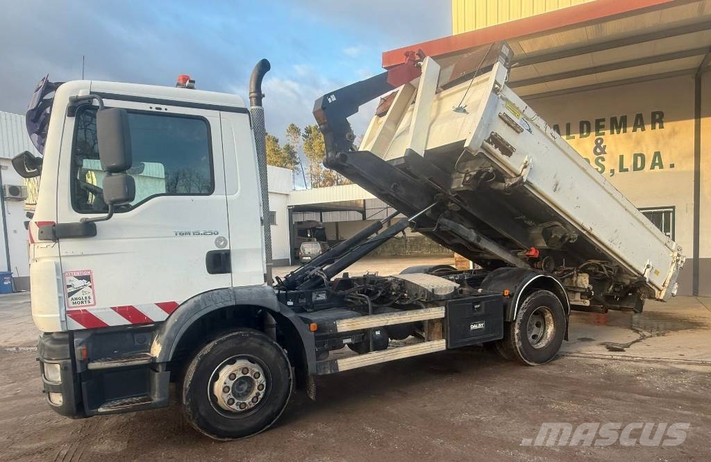 MAN TGM 15.250, Amplirrol, multilift Camion con gancio di sollevamento