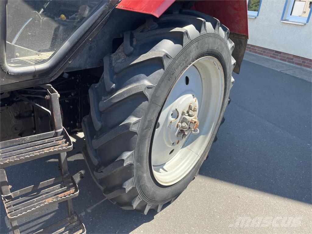 Belarus MTS 820 Traktoren