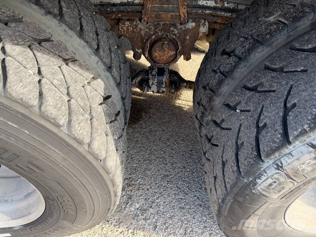 Iveco Trakker 400 Camiões de betão