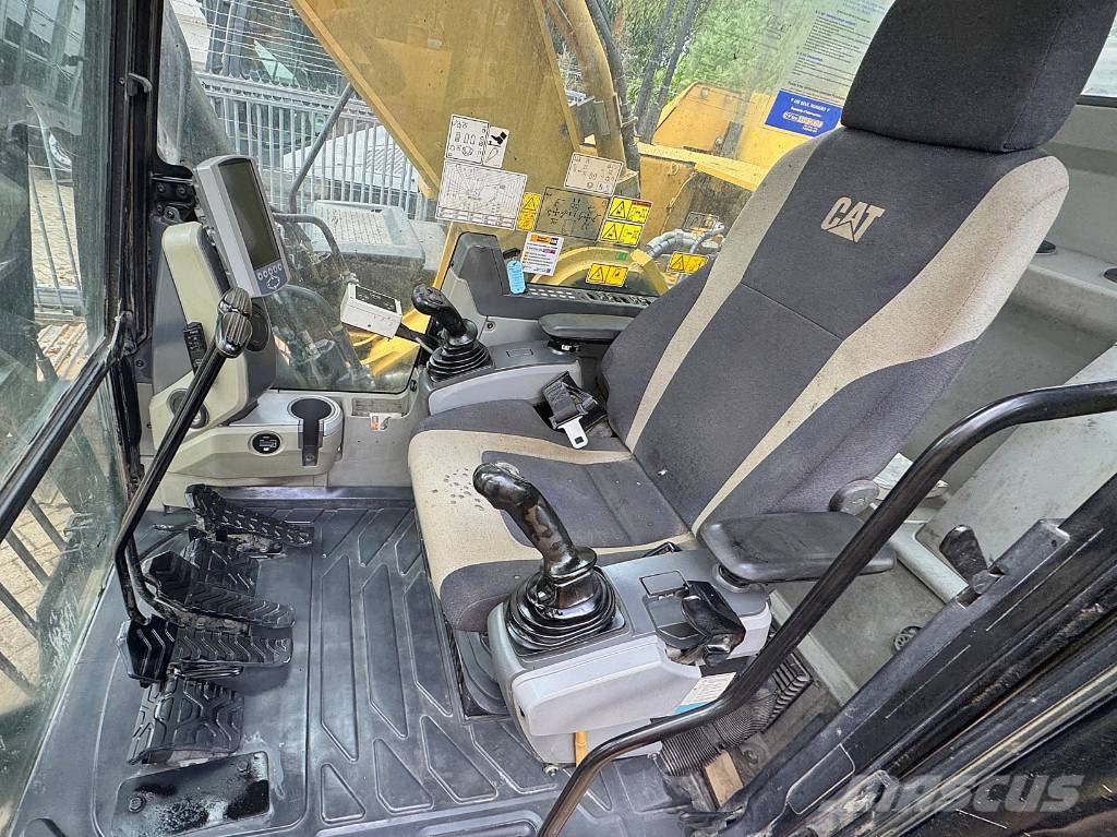 CAT 329 EL Paletli ekskavatörler