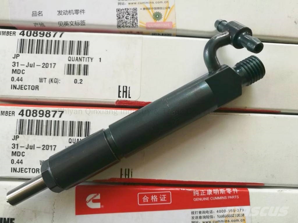 Cummins 4B3.3 Engine Fuel Injector 4089877 6204113500 Motorer